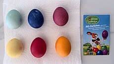 Redakce iDNES spot�ebitel otestovala n�kolik b�n� prodávaných velikono�ních barev na vejce, aby ov��ila, zda odpovídají slib�m výrobc�.