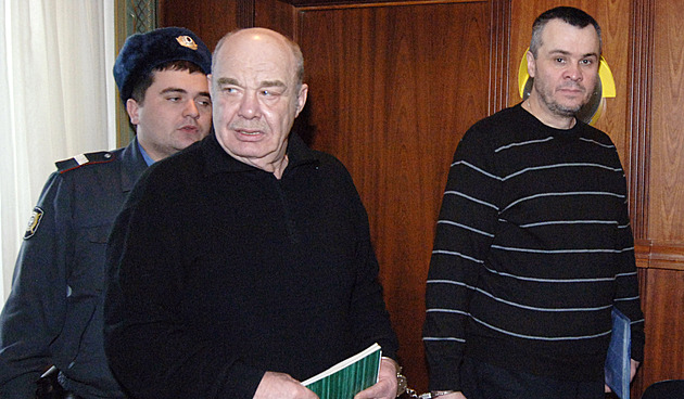 Jak to bylo s Orbánem a mafií. A co Trump a NATO? Jako by se šéf bandy opil a řádil, píší Rusové