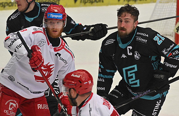 Vary naštval faul na Tomka, kapitán se čílil: Sekera jako kráva, má půlku prstu pryč