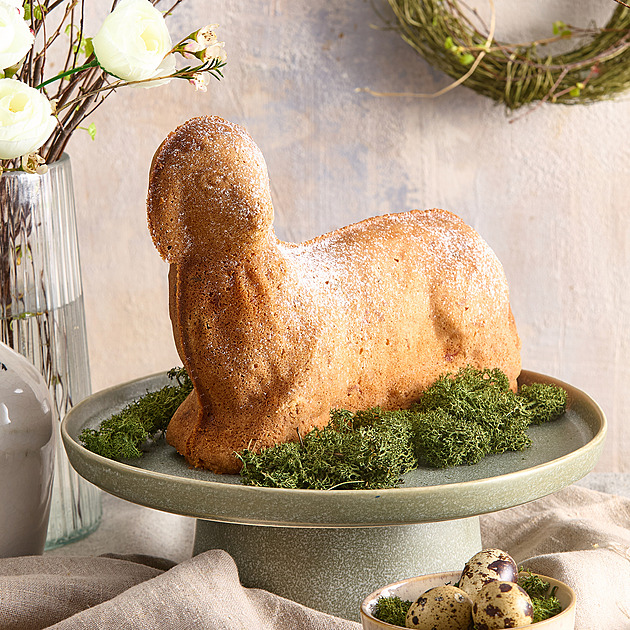 Vláčný velikonoční beránek s kandovaným ovocem a podmáslím: Recept, který se nevysuší