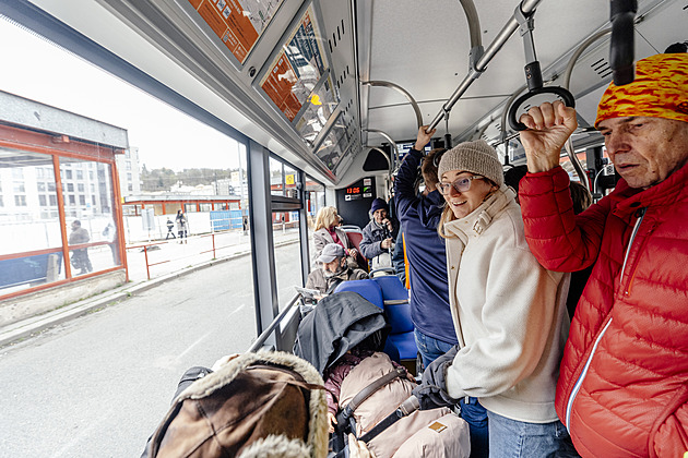 Praha shání 140 nových trolejbusů. Vypsala zakázku za miliardy korun