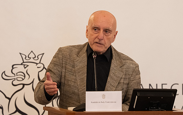 Kdo usedne v Radě ČT? V užším výběru je exministr, lesník i zlatý hoch z Nagana