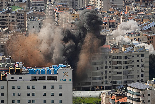 Příměří v troskách. Zhrzený Izrael válku potřebuje, v Libanonu rozpoutal peklo