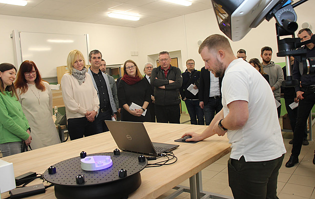 První v republice i na světě. Ve Štětí otevřeli nadupané vzdělávací centrum