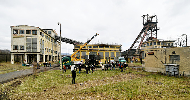 Nový život pro dávno „mrtvý“ důl. Z šachty u Litvínova bude inovační centrum Nový život pro dávno „mrtvý“ důl. Z šachty u Litvínova bude inovační centrum