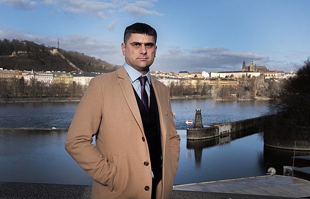 Když se za eshopem skrývá prodejce z Asie. Právník radí, jak odhalit podvody