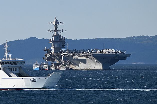 Vzpoura na letadlové lodi Ford? Vyčerpaní námořníci čelili mimořádnému nasazení