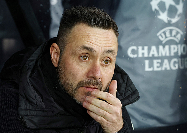 Nový kouč Tottenhamu pod palbou. Zastal ses násilníka, kritizují ho fanoušci