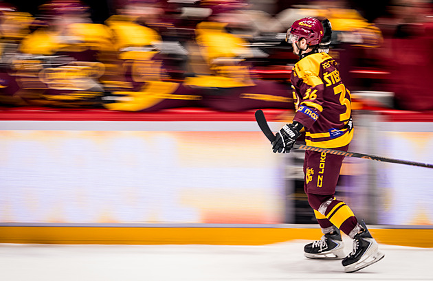 Jihlavští hokejisté ovládli úvodní finále první ligy, Zlínu nasázeli pět gólů