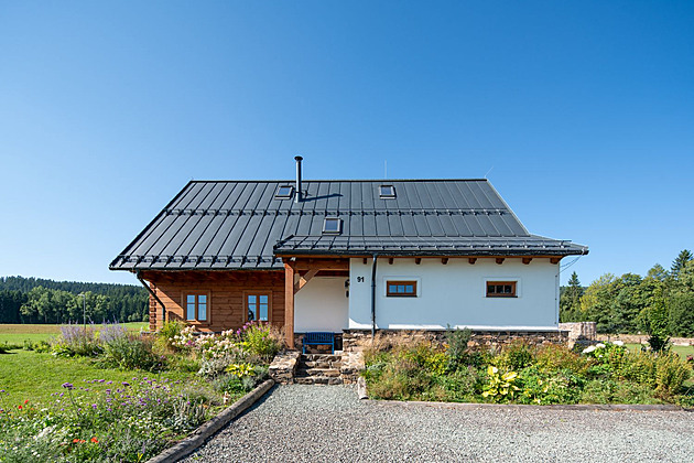 Takto vypadá moderní úkryt v horách. Odvážný tah vyšel Jarmilovi na výbornou