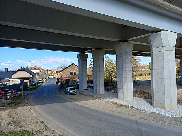 „Tady jde o zdraví, snižte rychlost.“ Přerov bojuje proti hluku z D1, vsází na měření