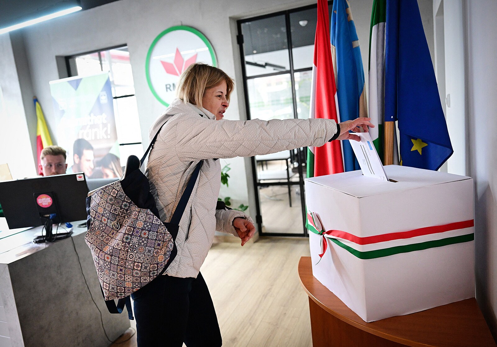 Orbán musí vyhrát, pomáhá nám, říkají Maďaři žijící v rumunském Sedmihradsku