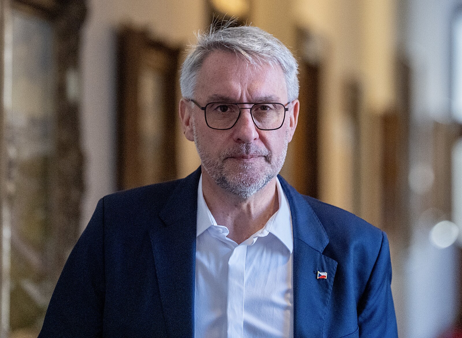 Vláda přitvrdí vůči uprchlíkům před válkou. Mají zmizet i vozy s ukrajinskou značkou