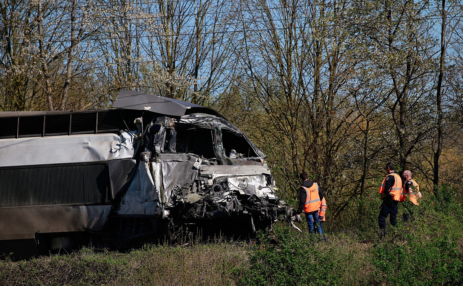 Smrtelná nehoda TGV. Na přejezd vjel kamion vezoucí vojenský materiál