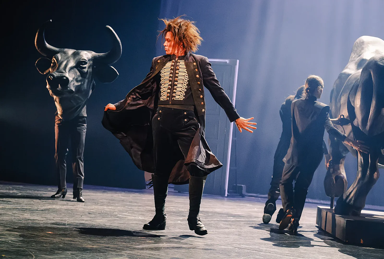 Budoucnost, ve které se fantazie trestá. Laterna magika nacvičila Barona Prášila