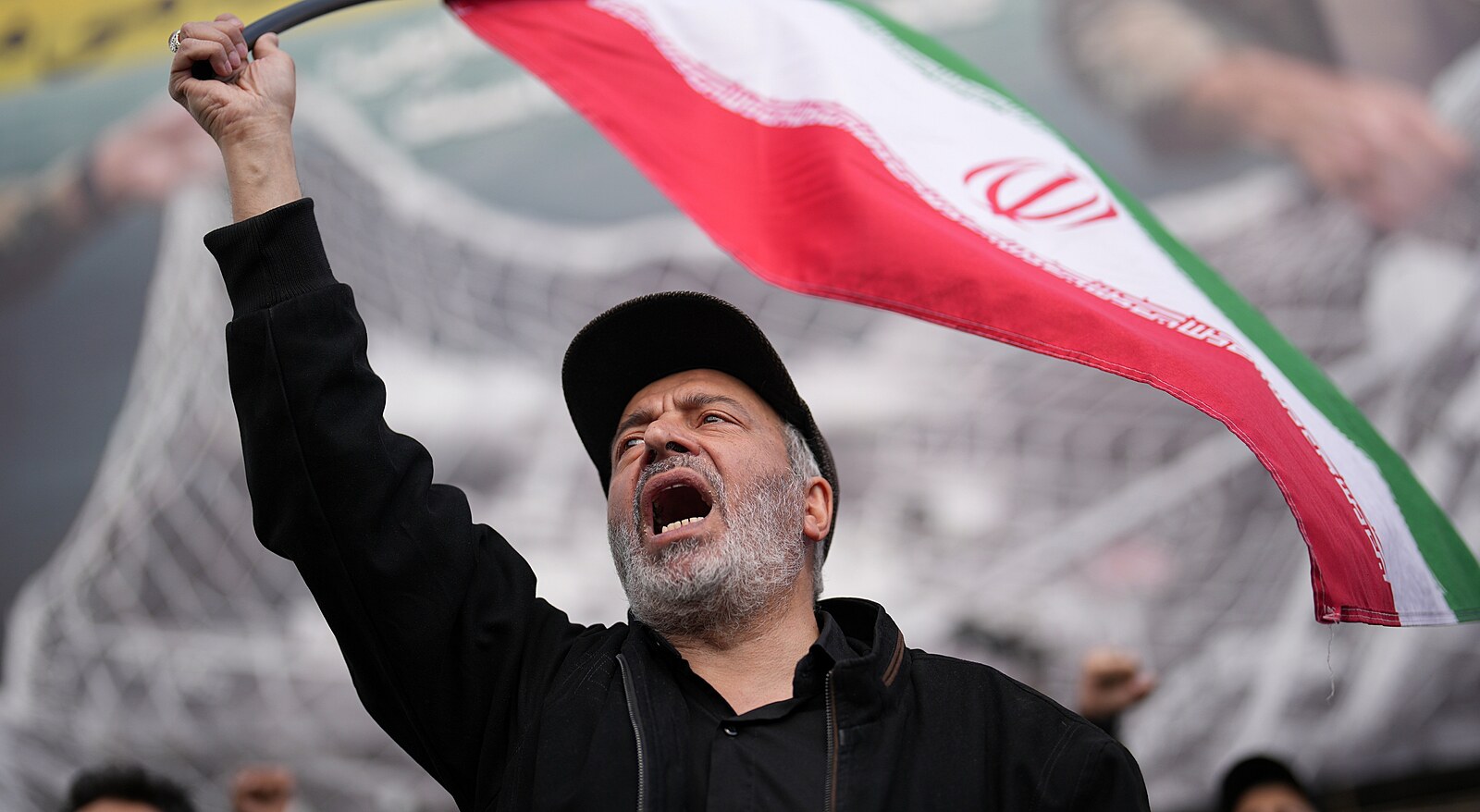 Většina Čechů odmítá útok na Írán. Byl neoprávněný a nepřiměřený, říká průzkum