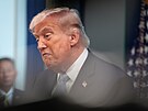 Americký prezident Donald Trump hovo�í s noviná�i v tiskovém sále Jamese...