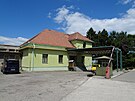 Muzeum �elezné opony ve Valticích je p�ímo v budov� bývalé celnice nedaleko...