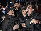 V ulicích Prahy se po penaltách s Dánskem slavilo a� do rána.