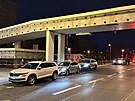 Policisté vy�et�ují výbuch dvou bankomat� u OC Opatovská na Praze 4. (4. dubna...