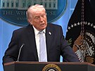 Írán m��e být zni�en b�hem jediné noci, �ekl Trump