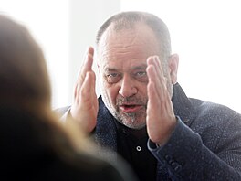 Majitel spole�nosti Efko Miroslav Kotík legendární figurku igrá�ka v podstat�...