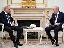 Ruský prezident Vladimir Putin se setkal s arménským premiérem Nikolou...