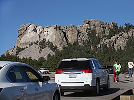 Mount Rushmore vznikl s úmyslem vytvo�it místo, které by lákalo turisty. A to...