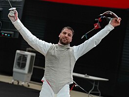 Alexander Choupenitch slaví vít�zství v zápase na Grand Prix.