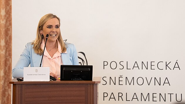 Politici zač&iacute;naj&iacute; vyb&iacute;rat, kdo m&aacute; b&yacute;t v Radě Česk&eacute; televize, v jej&iacute;ž pravomoci...