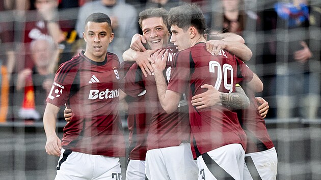 Şans Ligi: Sparta – Karviná 2:0, ev sahibi takım Pilsen'den kurtuldu