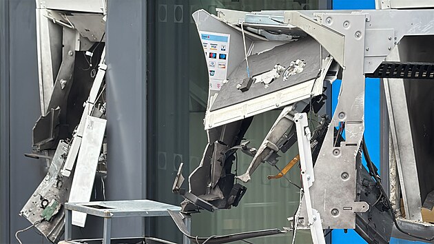 V Opatovsk� ulici v Praze n�kdo v noci na sobotu po�kodil dva bankomaty. (4. dubna 2026)