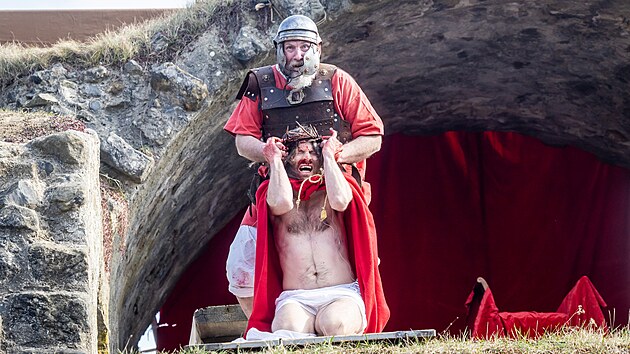 V �esk� L�p� si p�ipomn�li posledn� dny Je��e Krista. Toho u� po dev�t� ztv�rnil Jakub Neumayer. (3. dubna 2026)