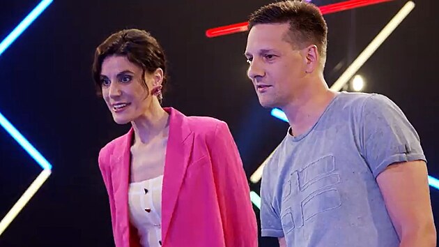 V Naked Attraction si vyb�r� stevard Honza