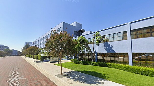 Scientologick� s�dlo v Los Angeles