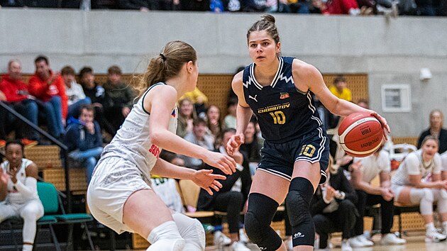 KP Brno basketbolcuları lig play-off'unda üçüncü yarı finalist oldu