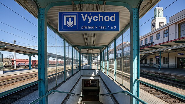 V �elezni�n� stanici Hradec Kr�lov� - hlavn� n�dra�� byla ofici�ln� zah�jena p�estavba. (7. dubna 2026)