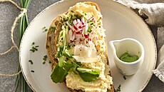 Vaje�ná pomazánka s k�enem wasabi