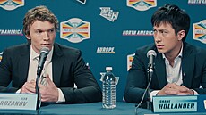 Ze seriálu Spalující rivalita