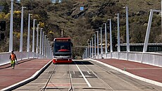 Cvi�ná jízda na Dvoreckém mostu, foto ze st�edy 8. dubna.