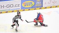 Tourigny slaví sv�j v�bec první gól v pley off �eské extraligy.