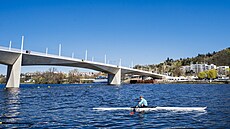 Dvorecký most, který spojí Prahu 4 a 5, se otev�e 17. dubna, pravidelný provoz...