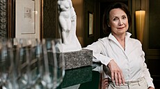 �Je dob�e, �e je krása na sv�t�. Jsou �eny, které se pánubohu opravdu povedly,�...