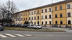 Budova Gymnázia U Balvanu, Jablonec nad Nisou. (20. b�ezna 2026)