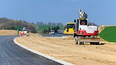 Stavba dálnice D49 u Fry�táku (duben 2026)