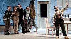 Inscenace Bo�iny za b�ehem re�iséra Miroslava Krobota a dramaturga Lubomíra...