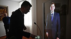 Vala�ská obec Ratibo� má jako první v �esku �AI starostu�. S ob�any mluví...