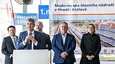 Generální �editel Správy �eleznic Tomá� Tóth hovo�í p�i zahájení modernizace...