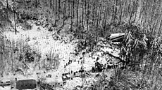 Místo nehody a trosky letounu Vickers Vanguard