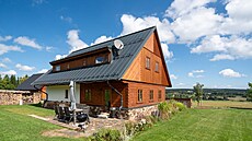 K ob�ma majitelé p�istoupili s velkou pokorou a citem pro materiály i detaily.